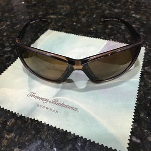 Tommy Bahama men’s sunglasses